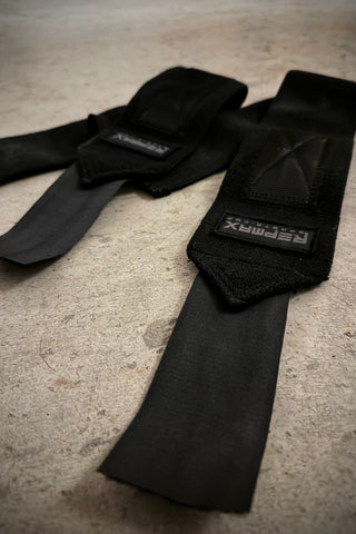 FLEXY Blackout Wrist Wraps